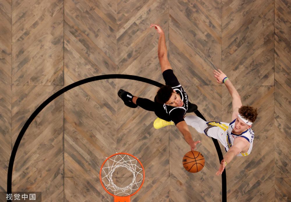 年轻守门员 年轻守门员