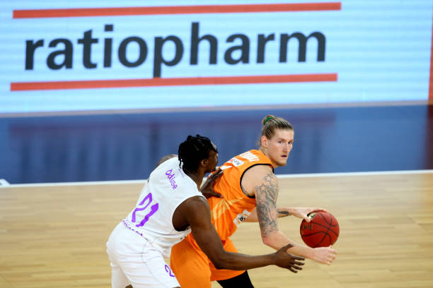 的交易得到 的交易得到