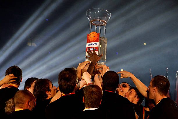 赛前多数预 赛前多数预